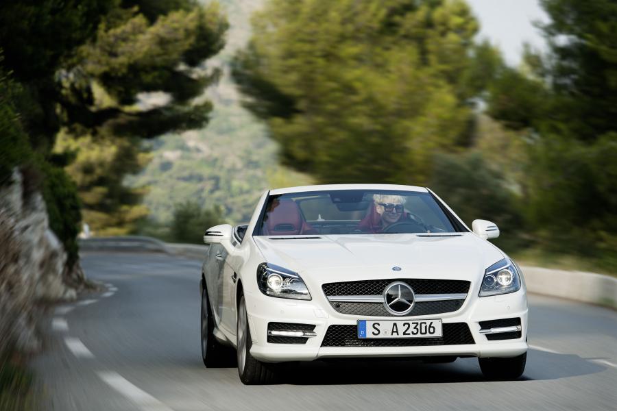  Mercedes-Benz SLK250 CDI 2011 года  (фото 1 из 10)